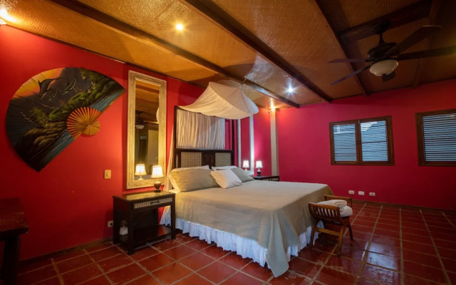 Casa Sunzal Boutique Hotel