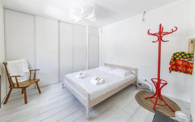 Maison avec beau jardin au c ur d'Angers