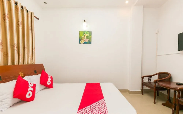 OYO 631 Long Phụng Hoàng Hotel