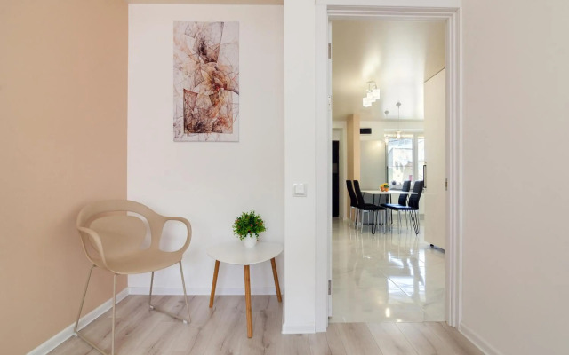 Center Ballet Apartments