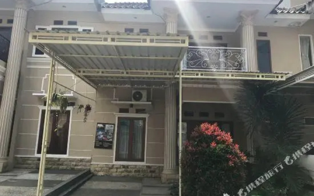 Villa Cemara Batu