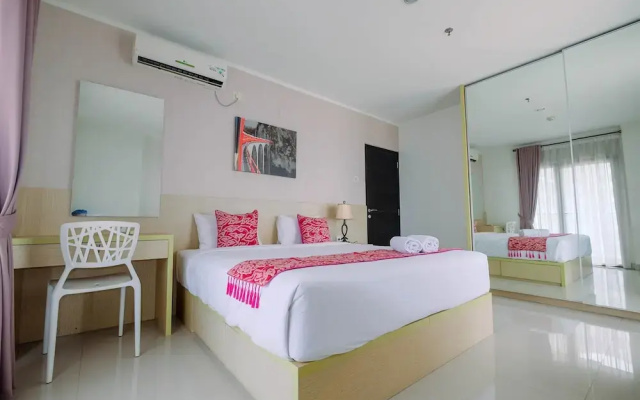 Cozy 2BR Apartment with Sofa Bed at Tamansari Semanggi