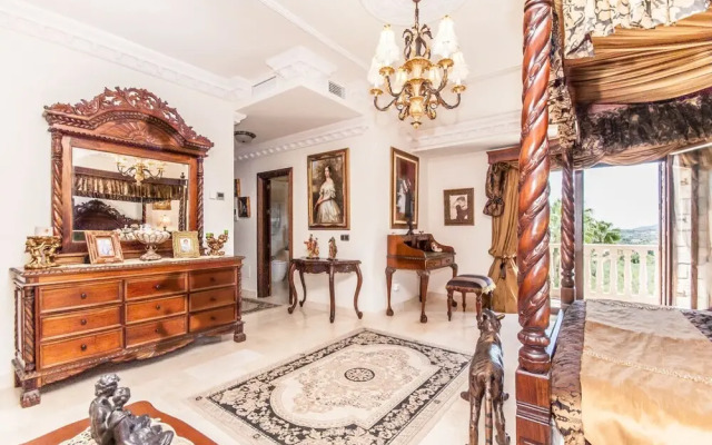 Cubo's Villa Dos Reyes