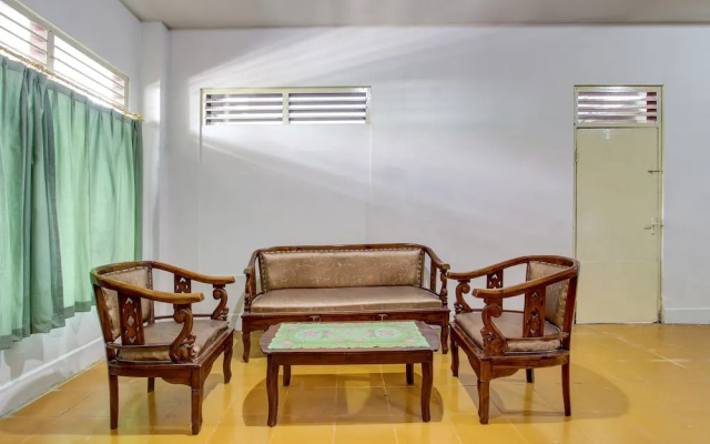 SPOT ON 93717 Nayus Homestay Syariah 4
