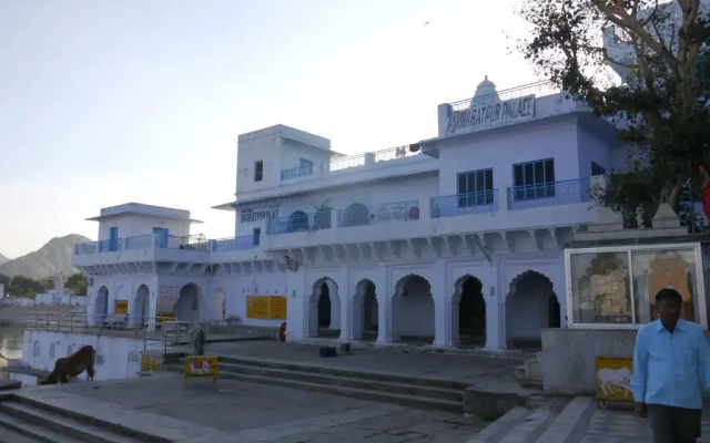 Hotel Bharatpur Palace