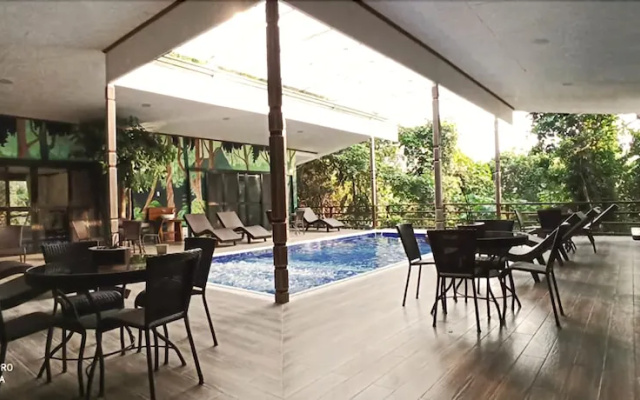 Zoobic Glampz- Subic