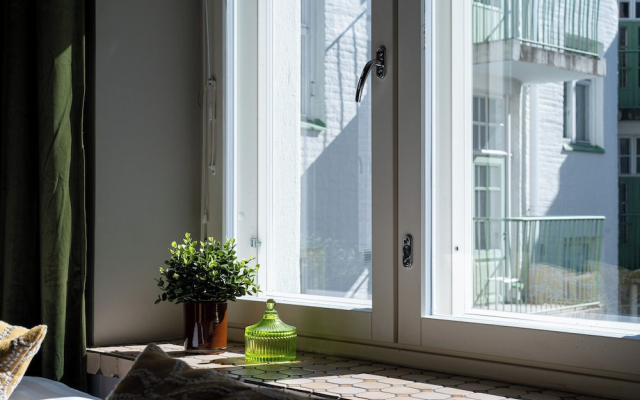 Historical Studio & Excellent Location