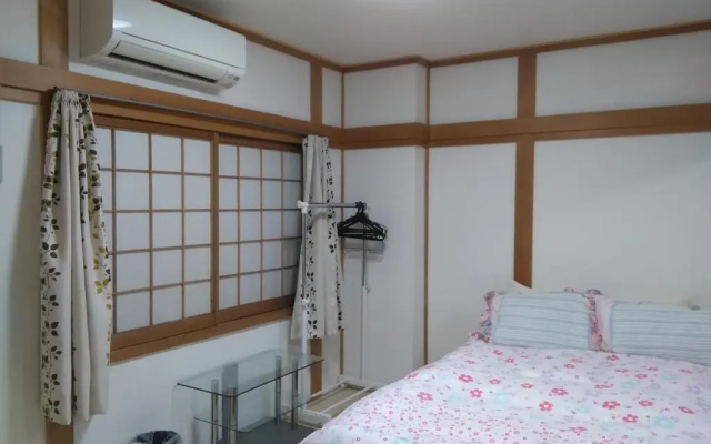 Osaka Kuma House