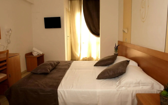 New Hotel Jolie