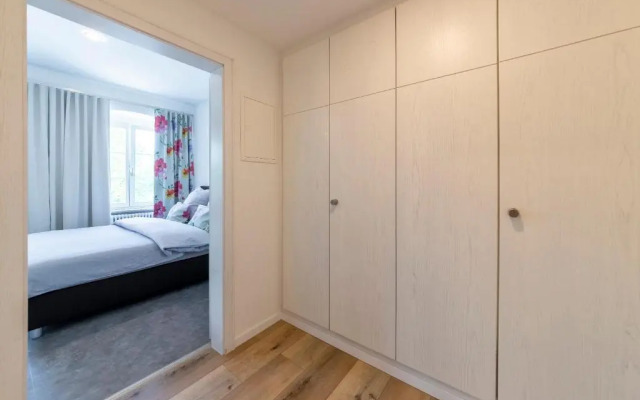 Apartment 11