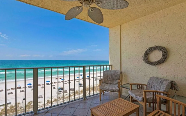 Regency Towers 3 Bedroom Apartment