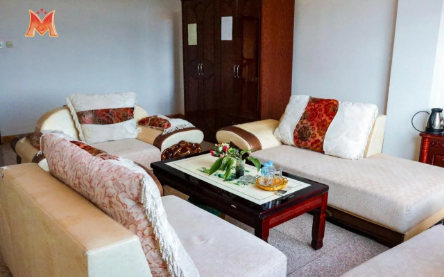 Friendship Hotel