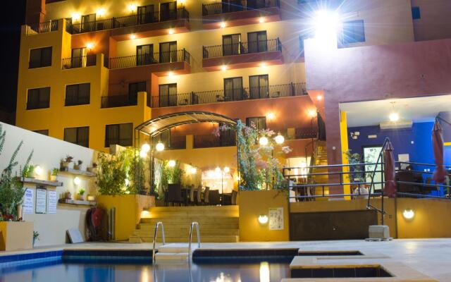Отель Grand Hotel Madaba Иордания, Мадаба - 1 отзыв об отеле, цены и фото номеров - забронировать отель Grand Hotel Madaba онлайн вид на фасад