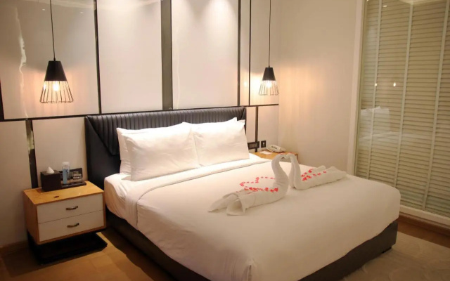 Udman Greater Noida By Ferns N Petals