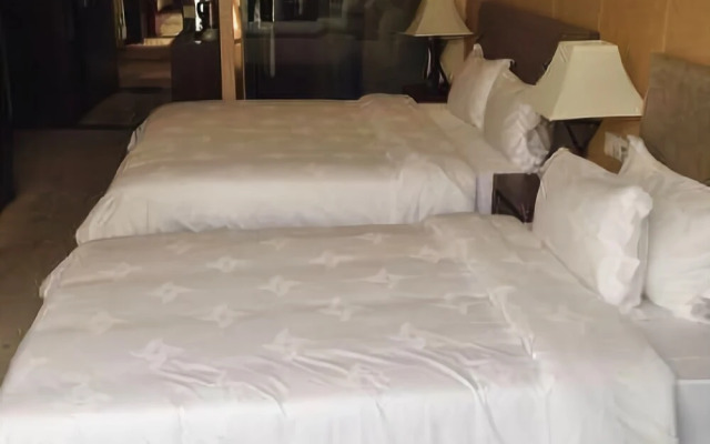 Famoushotel