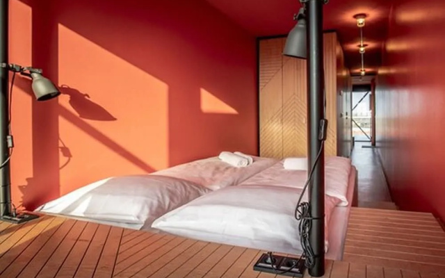 DOCK INN Hostel Warnemünde