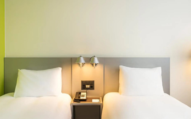Holiday Inn Zurich - Messe by IHG