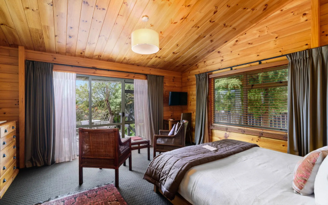 Koura Lodge
