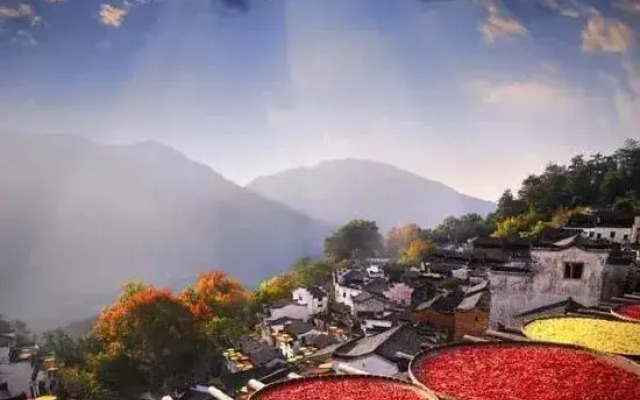 Qingyuanju · Mountain Retreat | Huangling Autumn‑Sunshine Inn (Wuyuan)