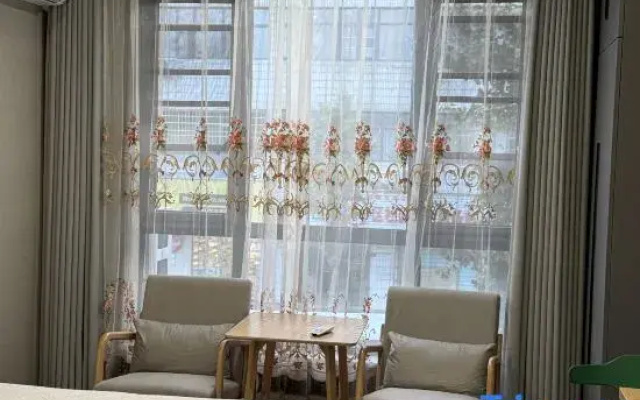 Yishan Yishe Homestay (Dengfeng Songshan Scenic Area)