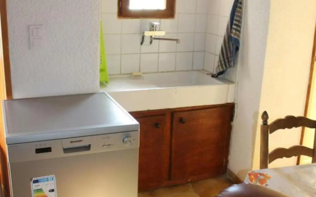 Gîte Fossemagne, 4 pièces, 5 personnes - FR-1-616-113