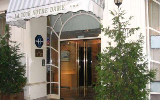 Отель Mercure Paris Notre Dame Saint Germain Des Pres вид на фасад