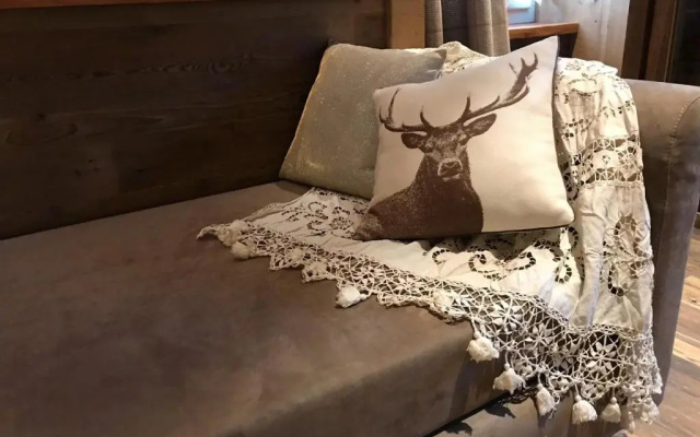 John Luxury Suites