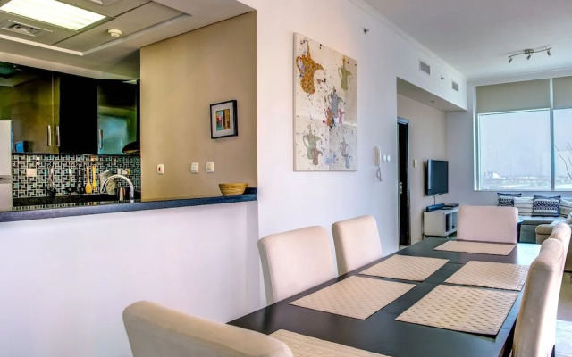 KOHH – 1BR in Botanica Tower