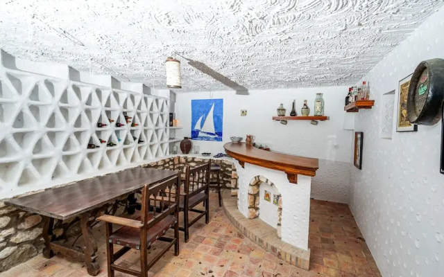 Amazing Villa With Views, Fantastic Bbq Dining Large Pool Area