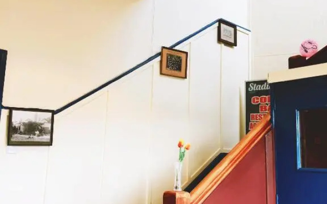 Harbourview Stadium Hotel