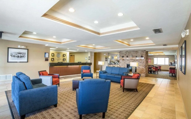 Super 8 Casper East