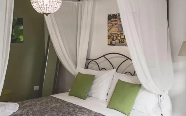 Verrazzano 37 Guest House