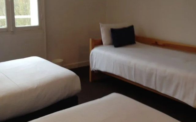 Budget Inn Barbizon - Fontainebleau