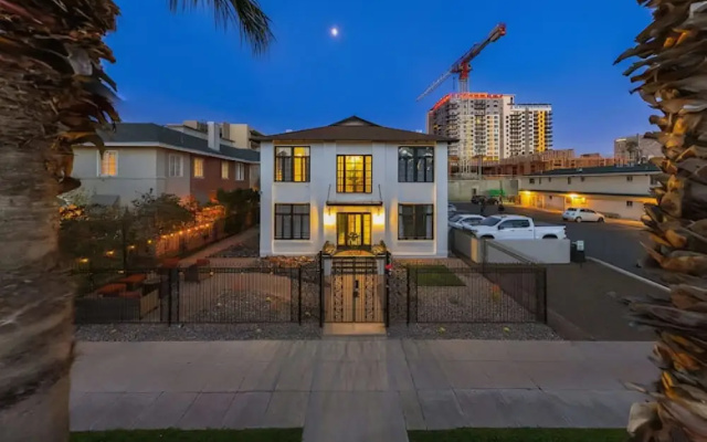 Avalon Suites Phoenix