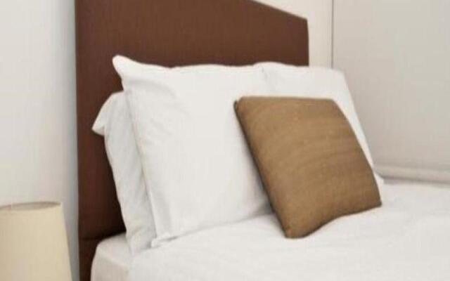 Апартаменты My Apartments Knightsbridge Лондон комната для гостей
