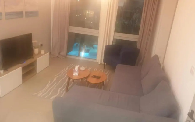 Brilliant 1 bedroom with a full roof in Gouna