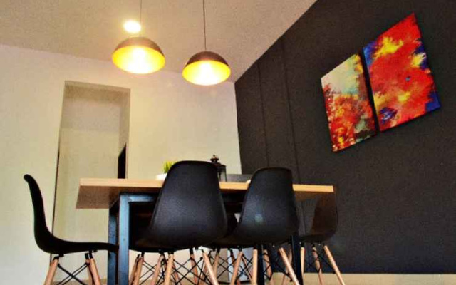 Desaru Cosy Homestay - near WaterPark, Beach, Rapid -Wifi, TVbox, Steamboat, BBQ Available