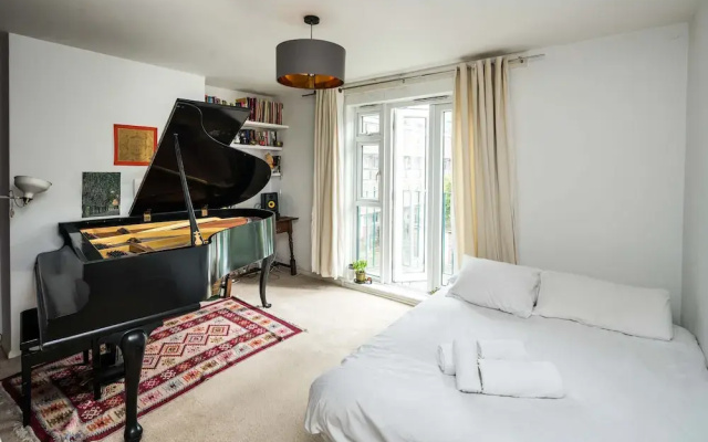 2Bd Stylish Home W/T Grand Piano Central London