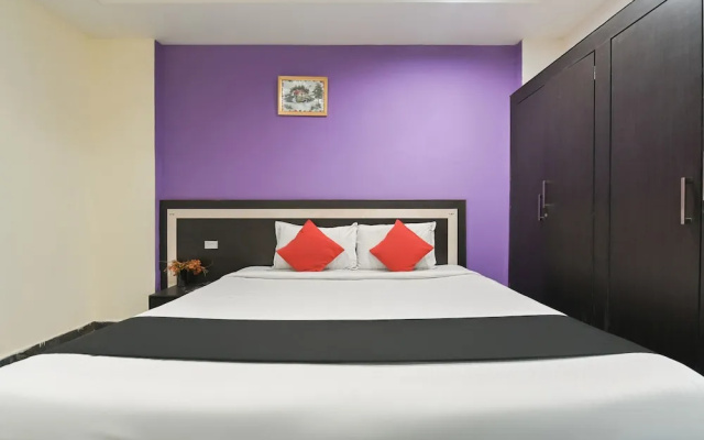 Capital O 36115 Hotel Royal Palm