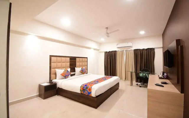 The Xen Suites