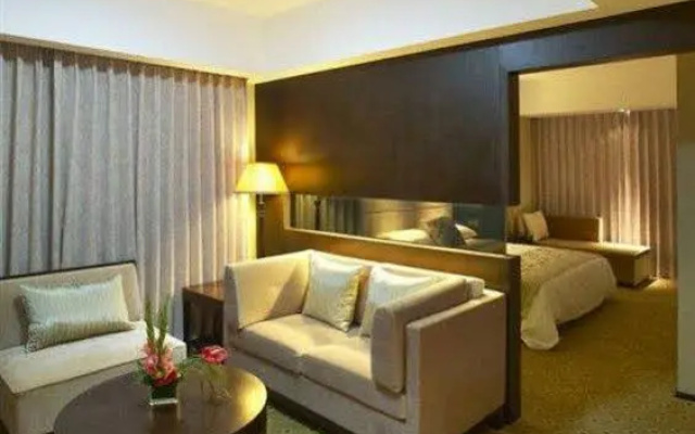 Zhe Hai Grand Hotel