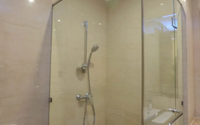 Lavish And Tranquil 2Br At Menteng Park Apartment