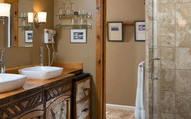 Lodge at Moosehead Lake