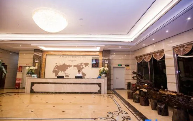 Shizong Tongyuan Hotel