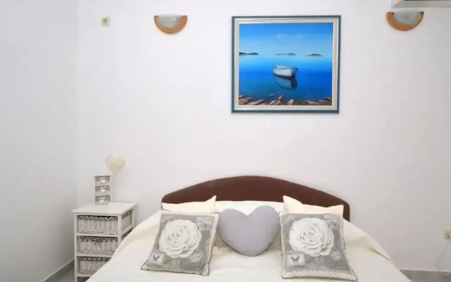 Apartments Sandy