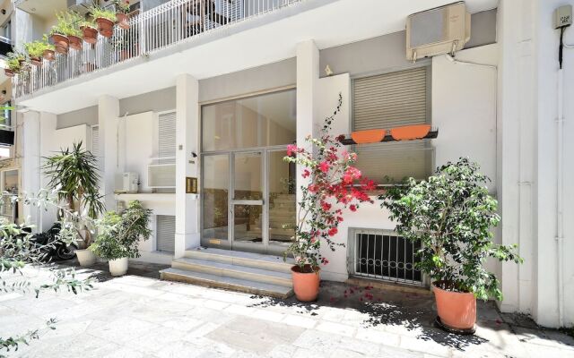 Отель Plaka Elegant Apartment Греция, Афины - отзывы, цены и фото номеров - забронировать отель Plaka Elegant Apartment онлайн вид на фасад