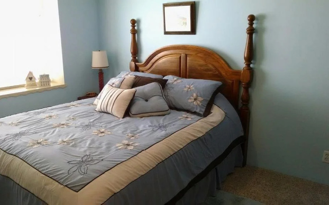 Lazy Inn Bed and Breakfast