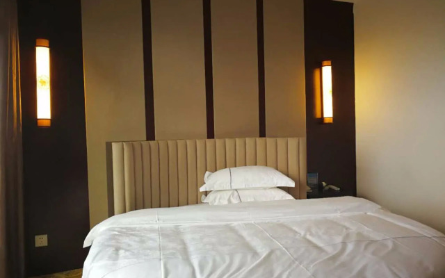 Yangshou Jiangpanhuayuan Hotel