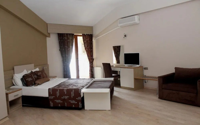 Gaia Beach Hotel