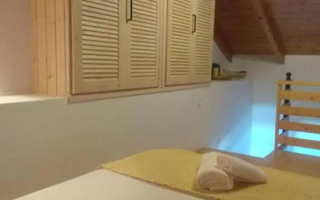 Elia house